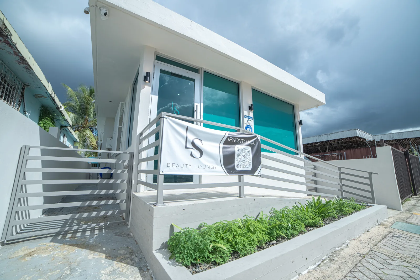 Lozada & Society Salon, foto 6