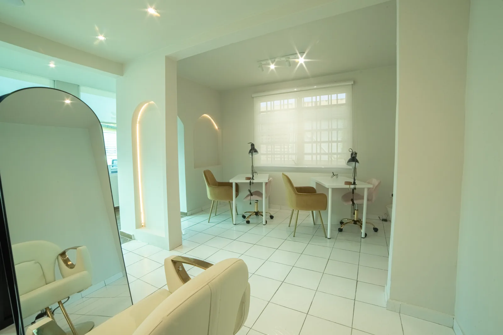 Lozada & Society Salon, foto 2