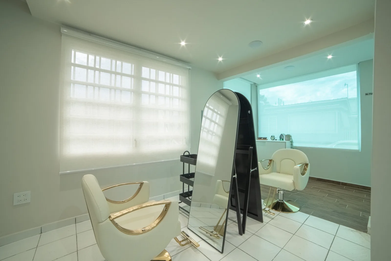 Lozada & Society Salon, foto 4